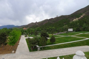 天寿陵园合法公墓环境与价格解析